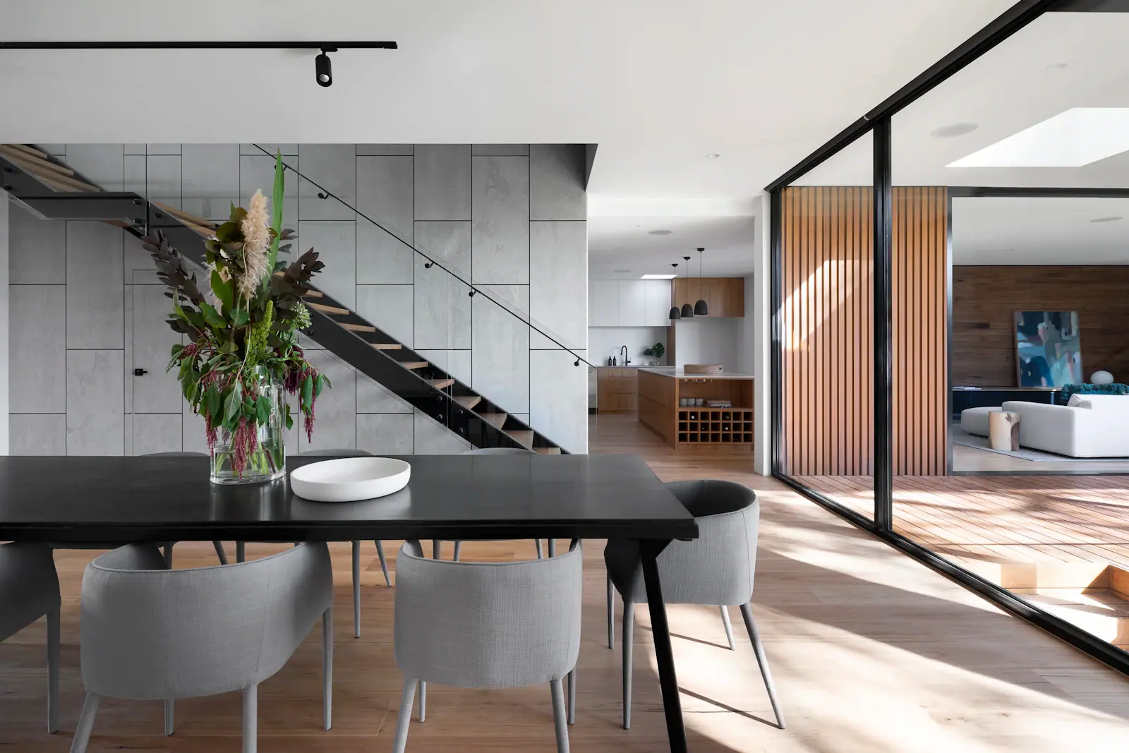 ALUMINIUM WITH 12.00MM GLASS RAILINGS